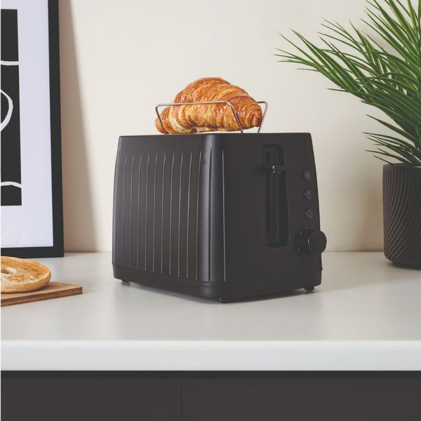 Hamilton Beach Stealth Kettle, Toaster and 20L Stainless Steel Interior Microwave Black